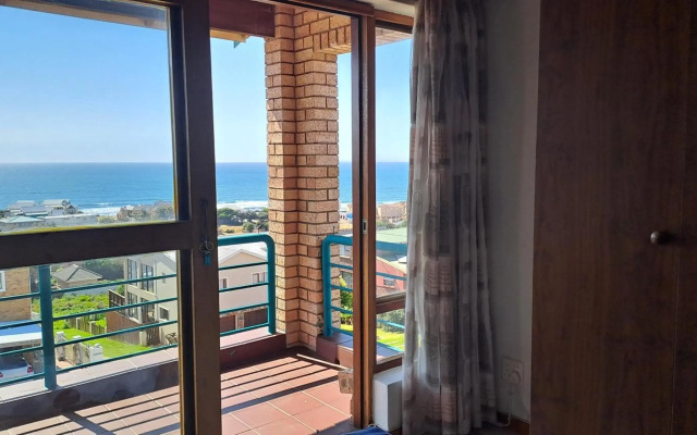 Villa @ 19 Palm with spectacular sea views