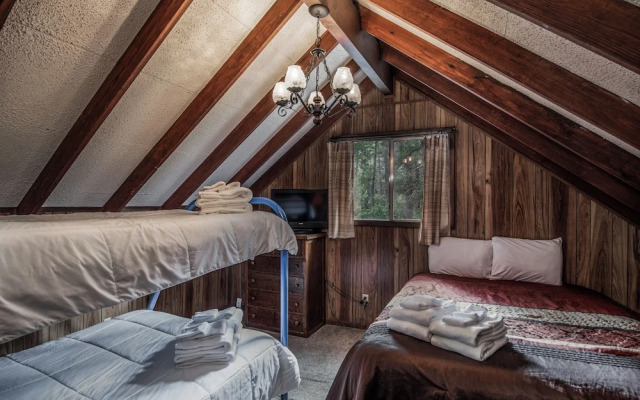 Knott Inn by Ruidoso Vacation Rentals