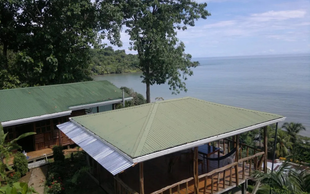 Las Cotingas Lodge