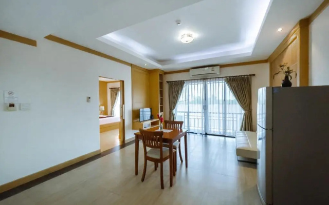 Royal Nakhara Hotel