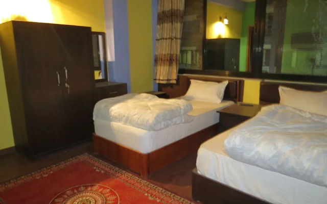 Hotel Om