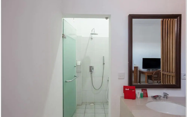 RedDoorz near Padang Galak Beach