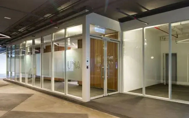 Una Service Apartment - Fivesenses