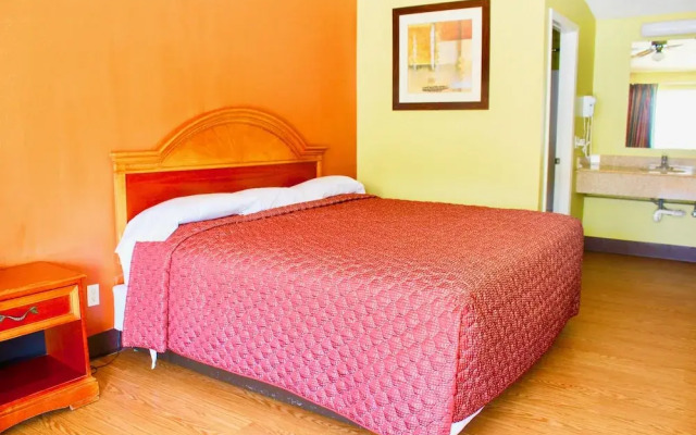 Tropicana Motel