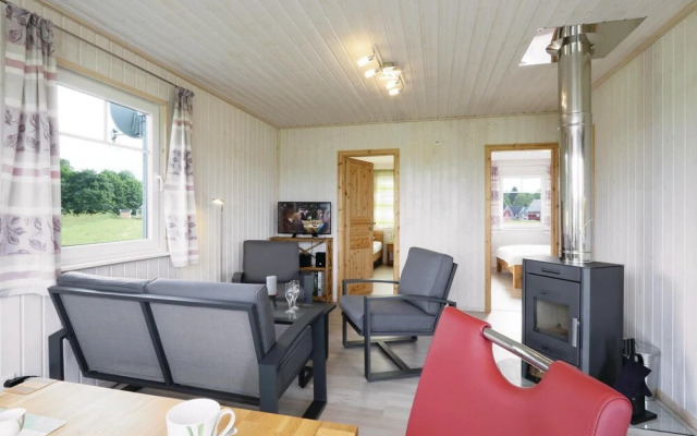 Amazing Home in Zerpenschleuse With 2 Bedrooms