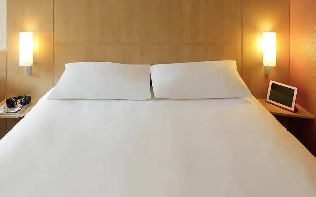 ibis Roanne