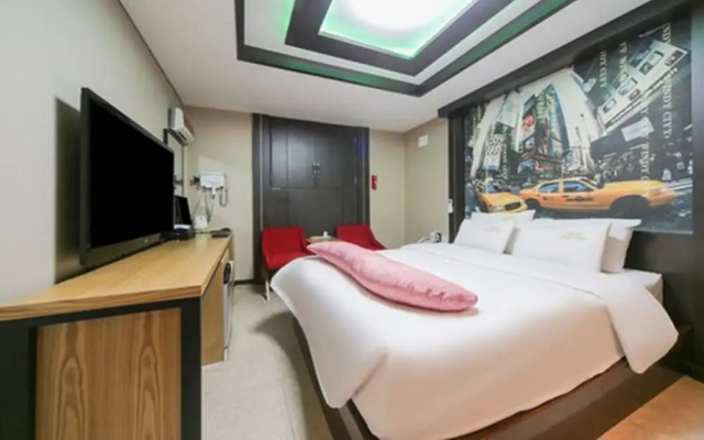 Hotel Cest Tien