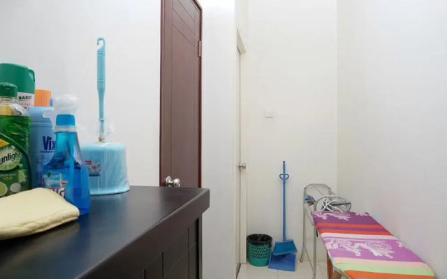 2BR Apartment Seaview with Workspace at Mediterania Marina Ancol