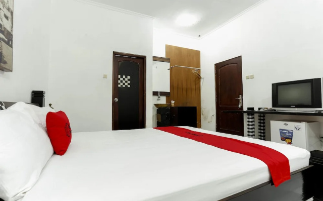RedDoorz Plus @ Palagan