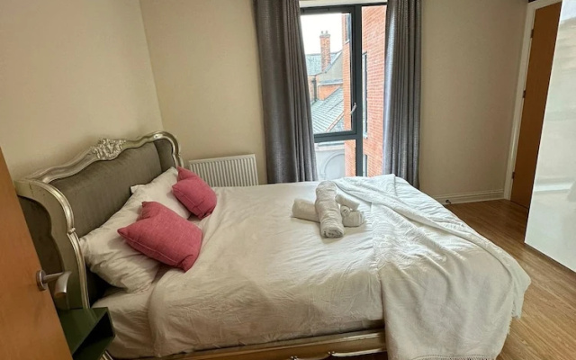Tony's Court, Beautifully Furnished 2bedrooms Flat