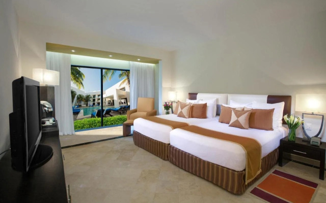The Sens Riviera By Oasis