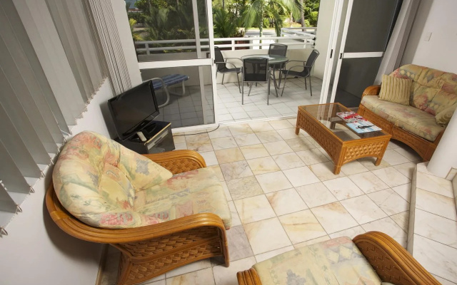 Latitude 16 Sunseeker Holiday Apartments