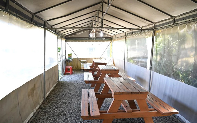 Anmyeondo Flower Beach Castle Pension