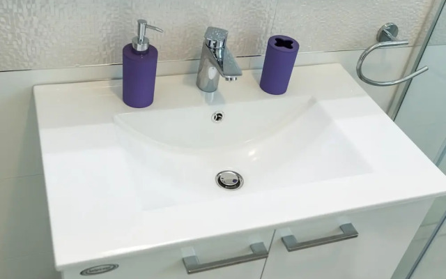 Apartments Tomana