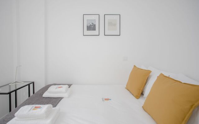 Апартаменты Liiiving In Porto Center Spot Apartment Порту комната для гостей