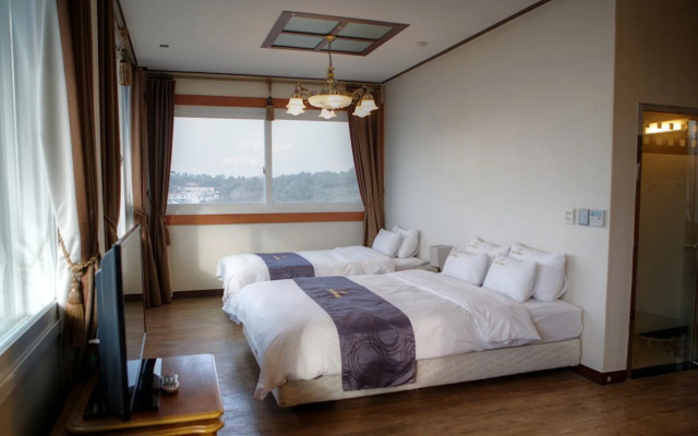 Incheon Airport Cherbourg Hotel