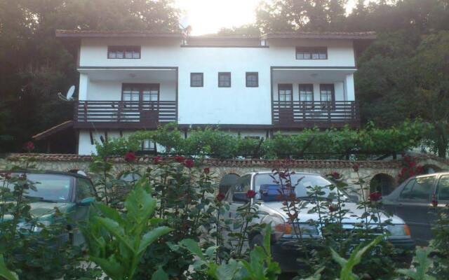 Отель Villa Nasco вид на фасад