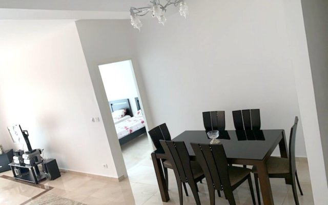 Apartment With 2 Bedrooms in Cheraga, With Shared Pool, Terrace and Wifi in Algiers, Algeria from 82$, photos, reviews - zenhotels.com