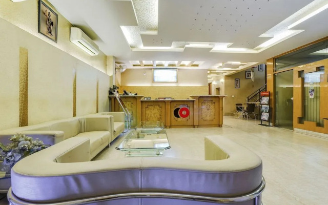 Capital O 41598 Hotel Singh Sahib