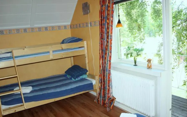 Pike Paradise Lodge