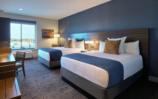 Coweta Casino Hotel