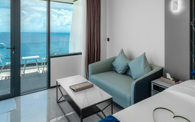 iCom Blue Seaview