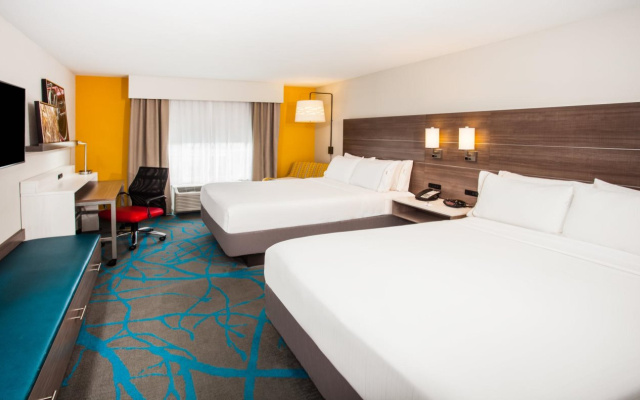 Holiday Inn Express & Suites Litchfield West by IHG