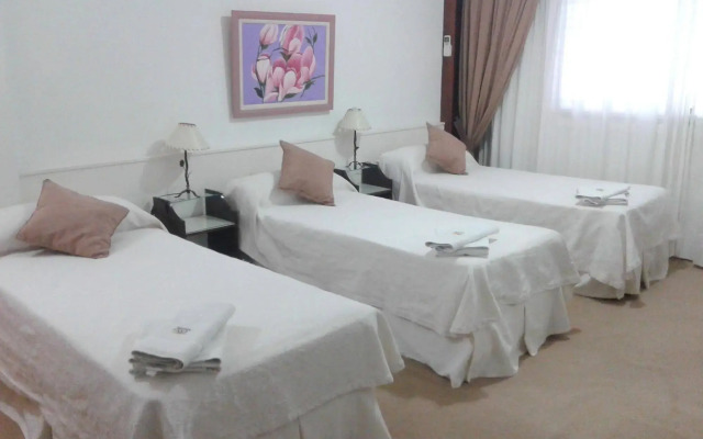 Hotel Embajador