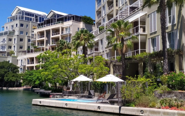 One Bedroom Apartment - Fully Equipped and Design Furnitures
