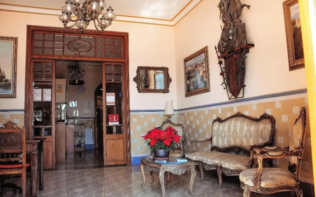 Hotel Llar De Capitans