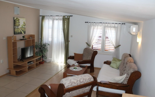 Apartments Madlena