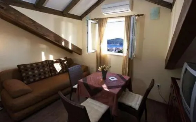 Magic Apartment
