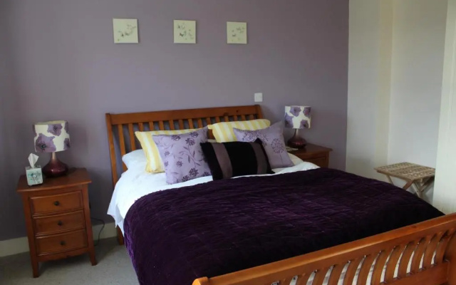 Luachra Lodge