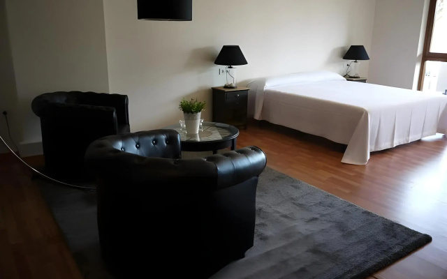 La Portuguesa Apartments