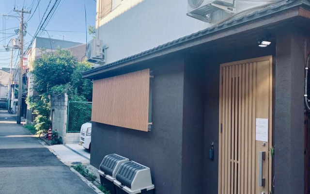 Hanazonominami Apartment 101