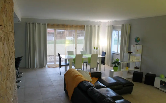 Vila dos Anjos by MHM