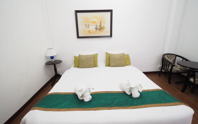 Отель Siri Krabi - Hostel Таиланд, Краби - отзывы, цены и фото номеров - забронировать отель Siri Krabi - Hostel онлайн вид на фасад