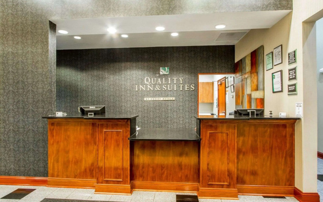 Quality Inn & Suites Greenville I-65