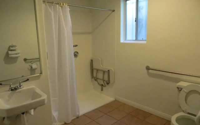 Jet Inn