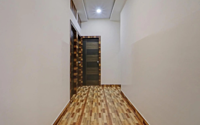 Collection O 93145 Dhruvas Residency