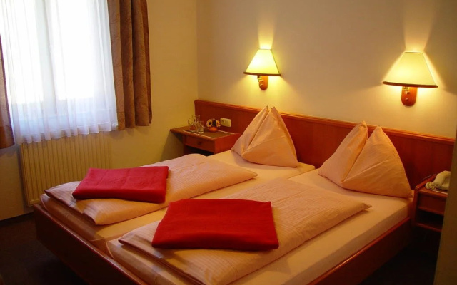 Hotel Hierzegger