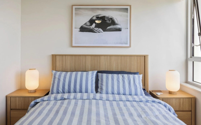 Ambassador 19 Beachside Burleigh Heads
