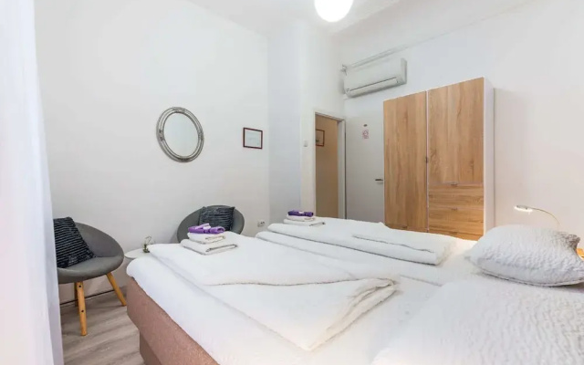 Old Town Finest - Two-bedroom Apartment - Lucarica 4 Street