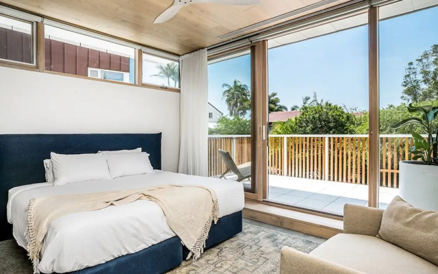 Your Luxury Escape - Driftwood Three