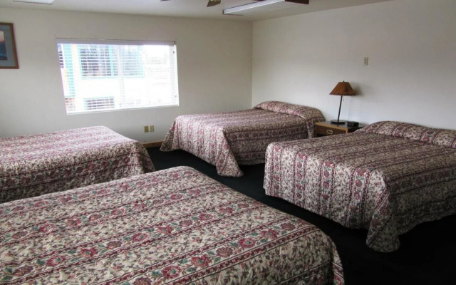 Yellowstone Country Inn