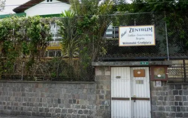 Zentrum Hostal