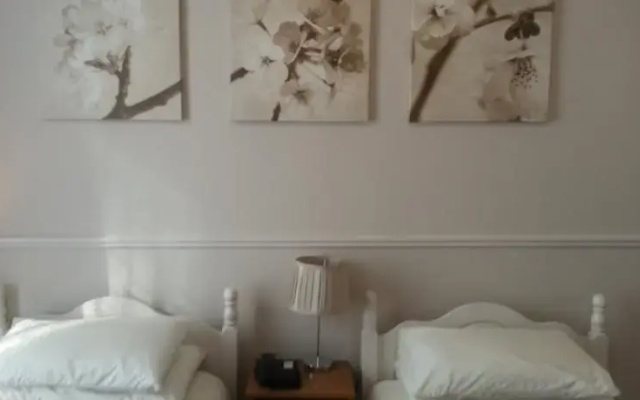 Gate Lodge B&B
