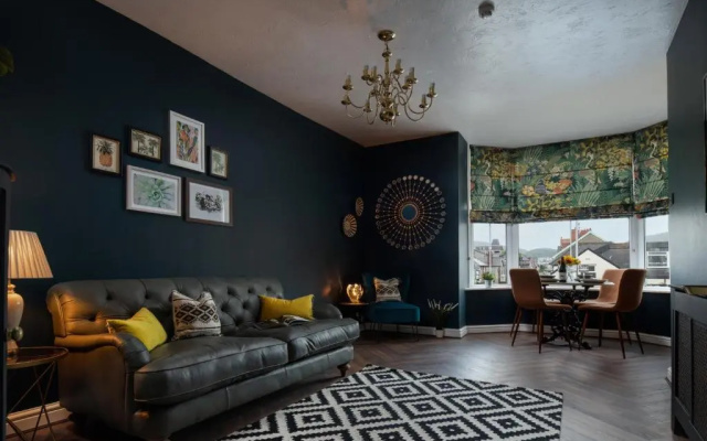 Lonsdale House by Orenda-Luxe