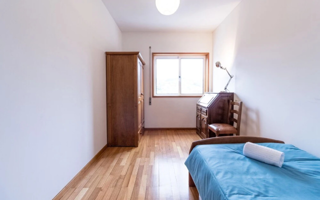 House and People - Quinta da Armada