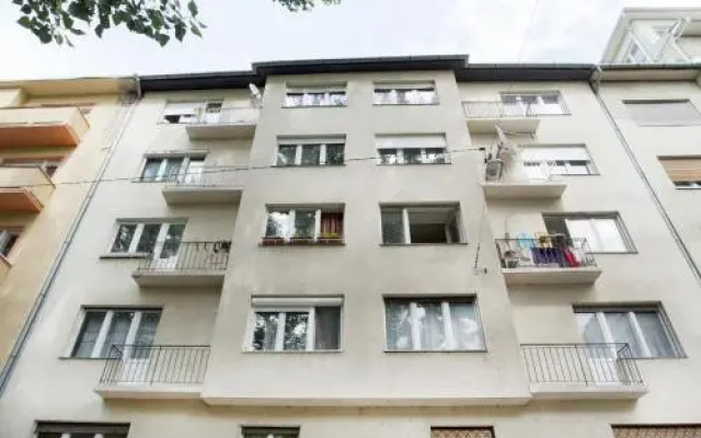 Georgina apartment